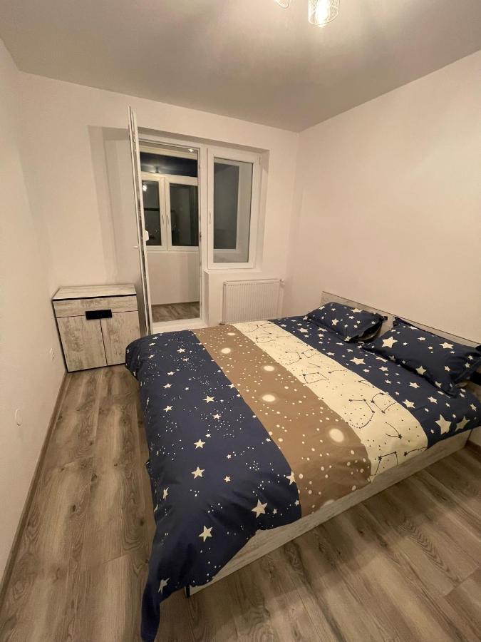 55mp In Centru Orasului Apartment